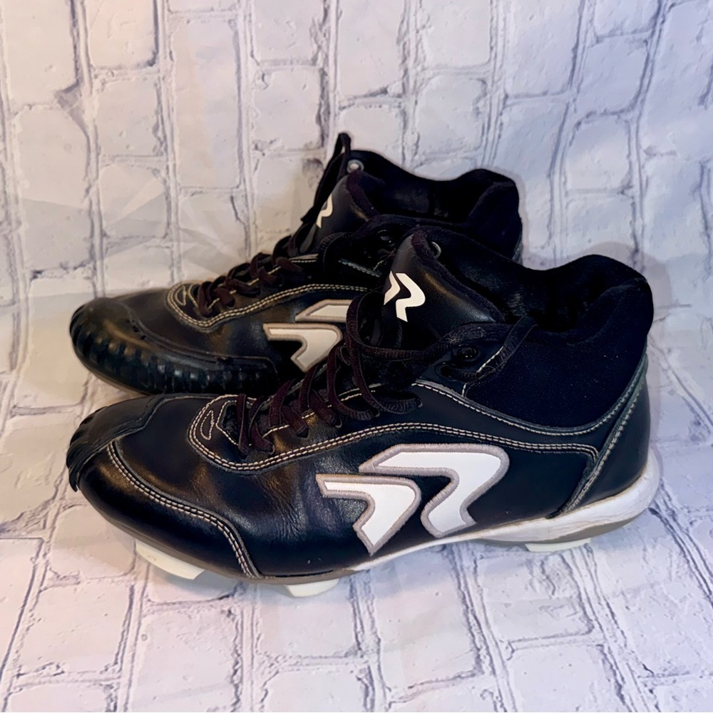 Ringor High Top Softball Cleats with Pitching Toe